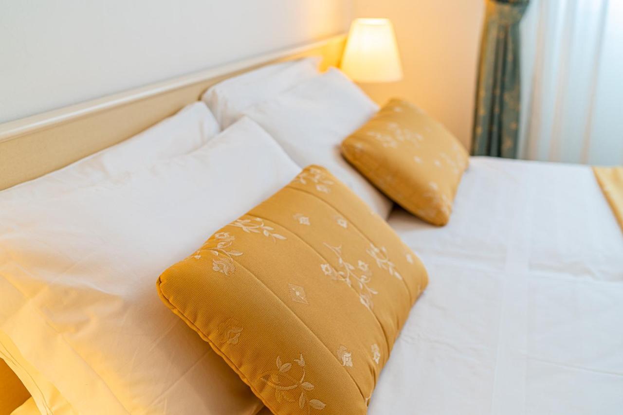 Hotel Karinzia Caorle Esterno foto